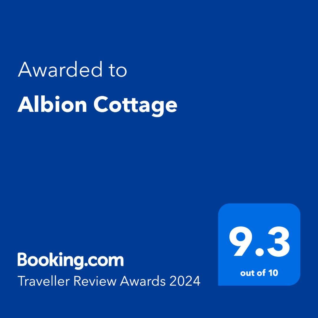 Albion Cottage ويتبي المظهر الخارجي الصورة